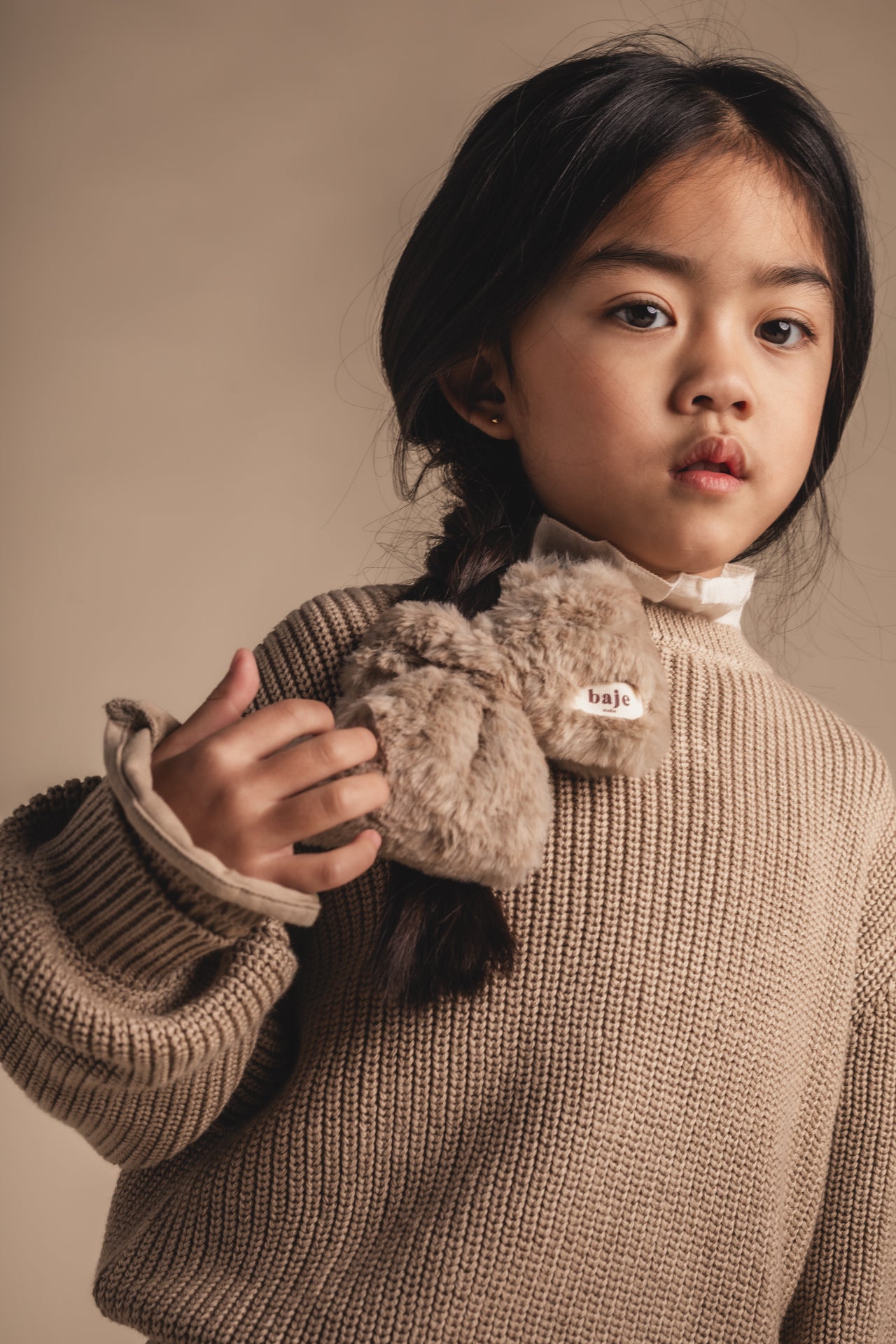 PREORDER - Baje Studio - sweater Mai - taupe light
