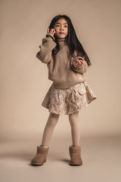 PREORDER - Baje Studio - sweater Mai - taupe light