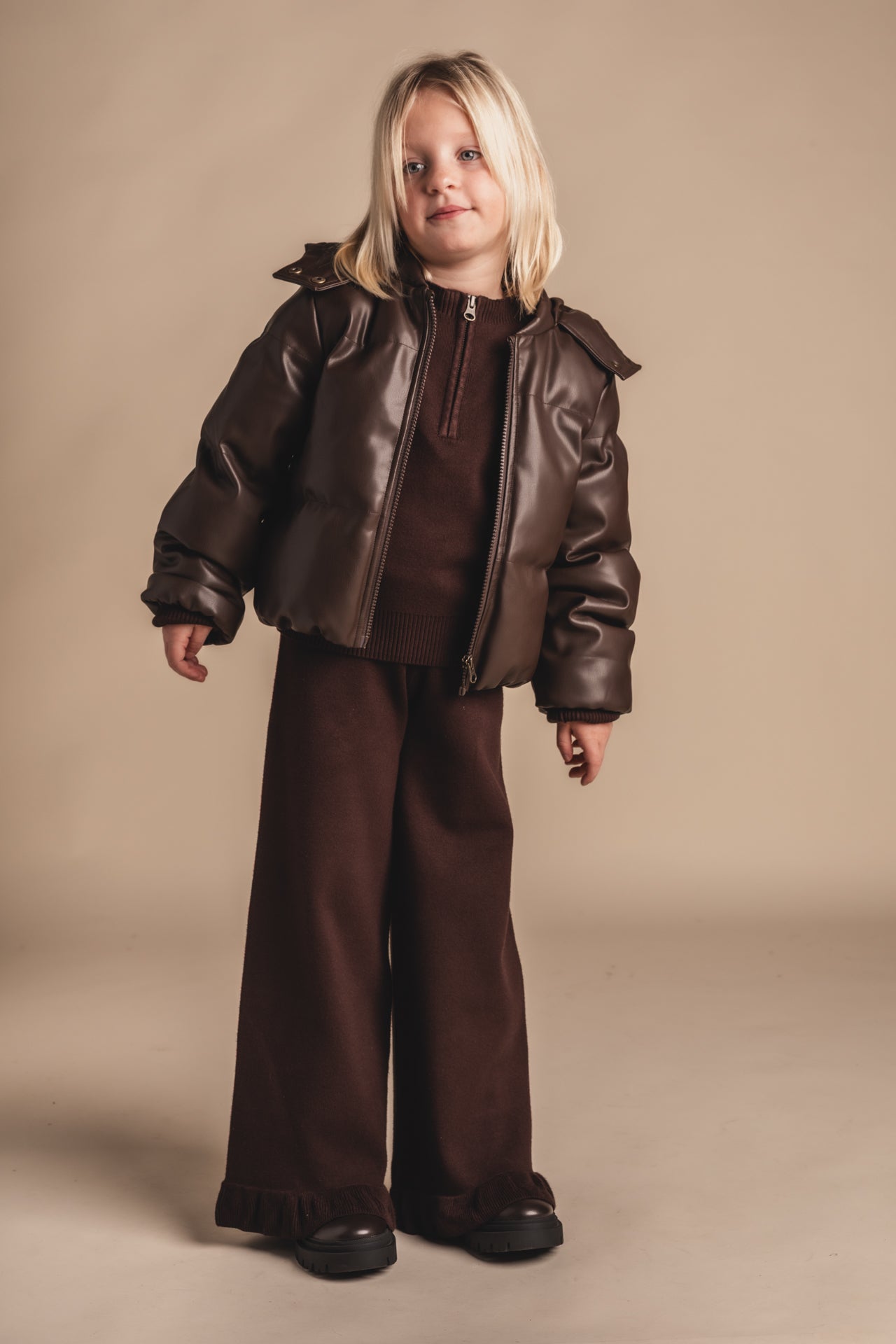 Baje Studio - pants Nikol - brown choco
