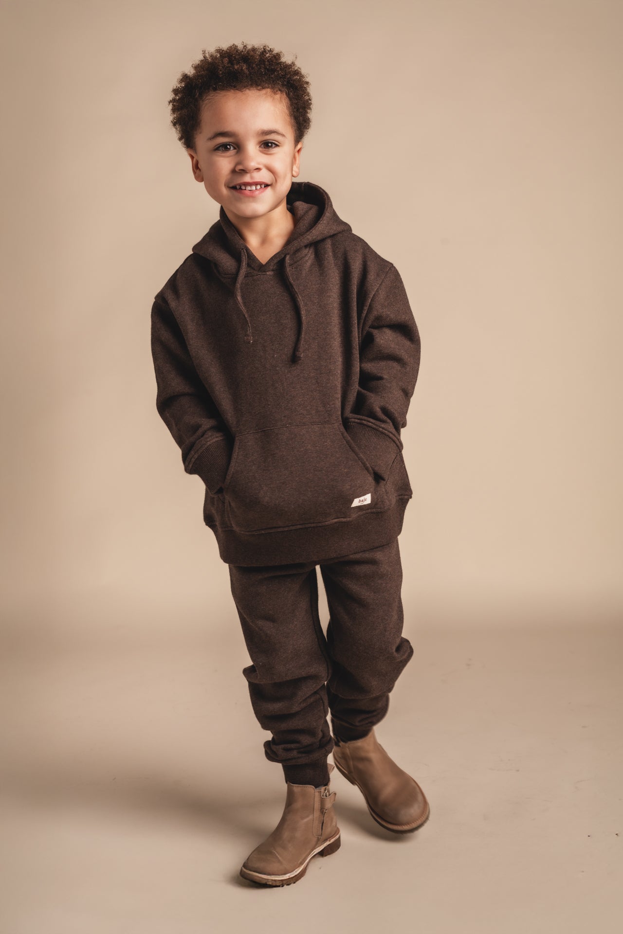 Baje Studio - pants Port - brown choco