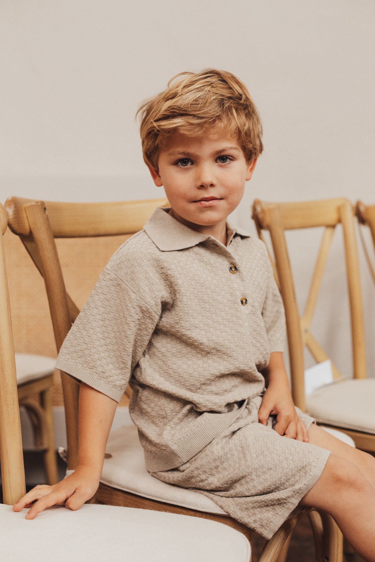 Baje Studio - knitted shorts Mozi - taupe gray