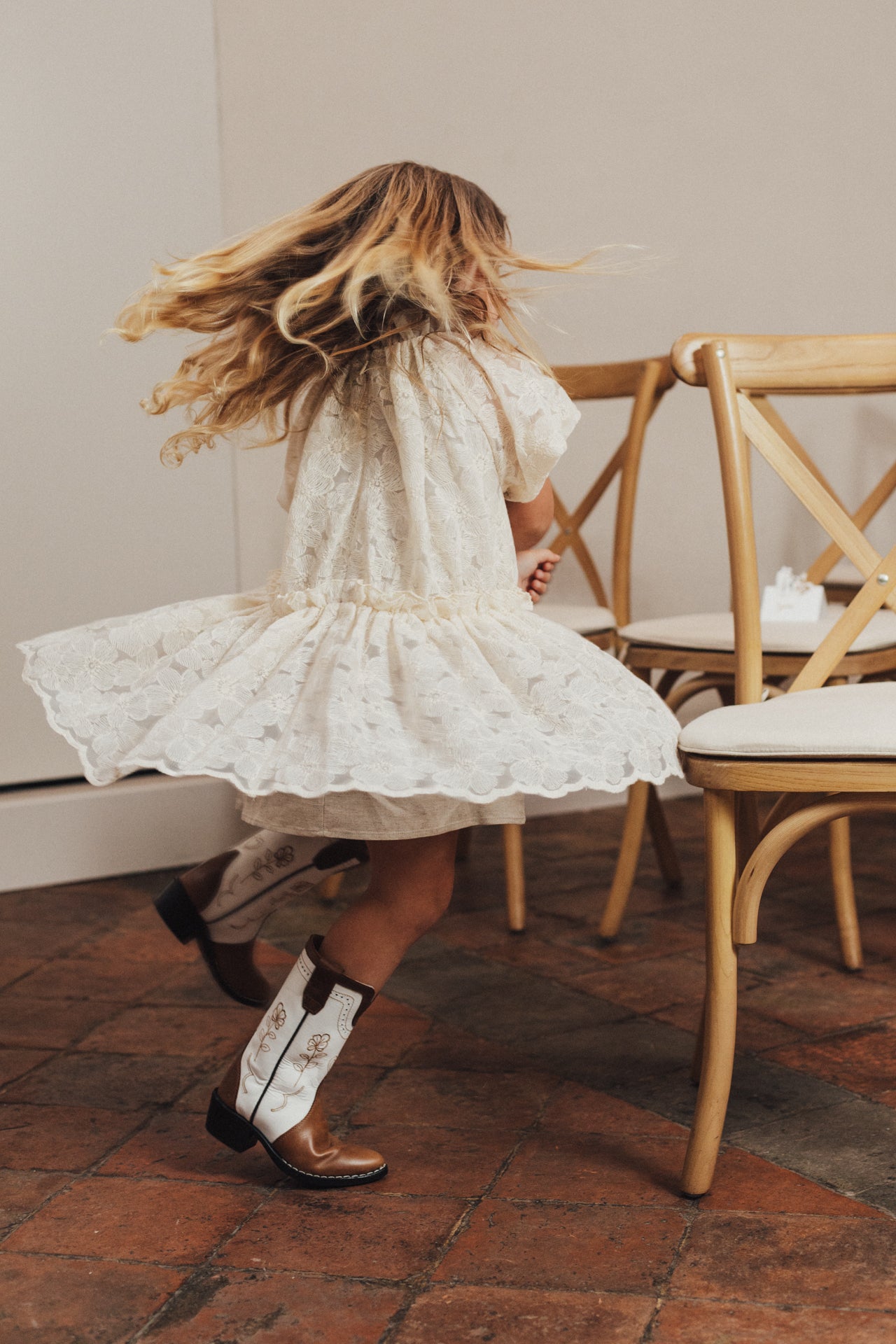 Baje Studio - dress Melle - offwhite