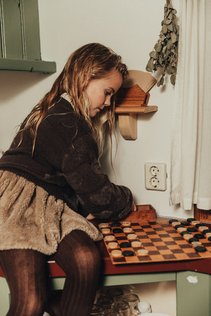 Baje Studio - knit heart sweater Soho - brown dark