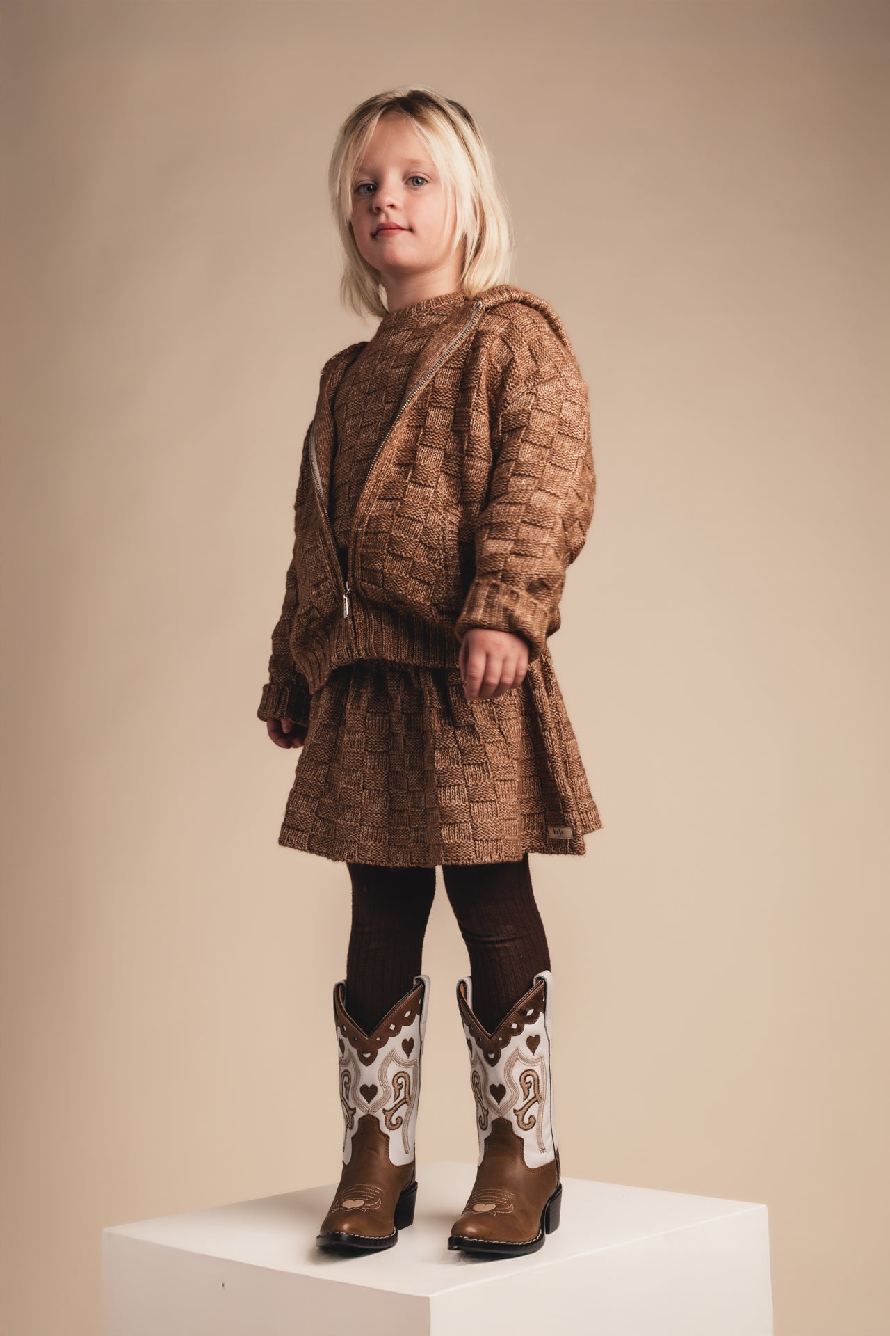 Baje Studio - sweater Veza - copper brown