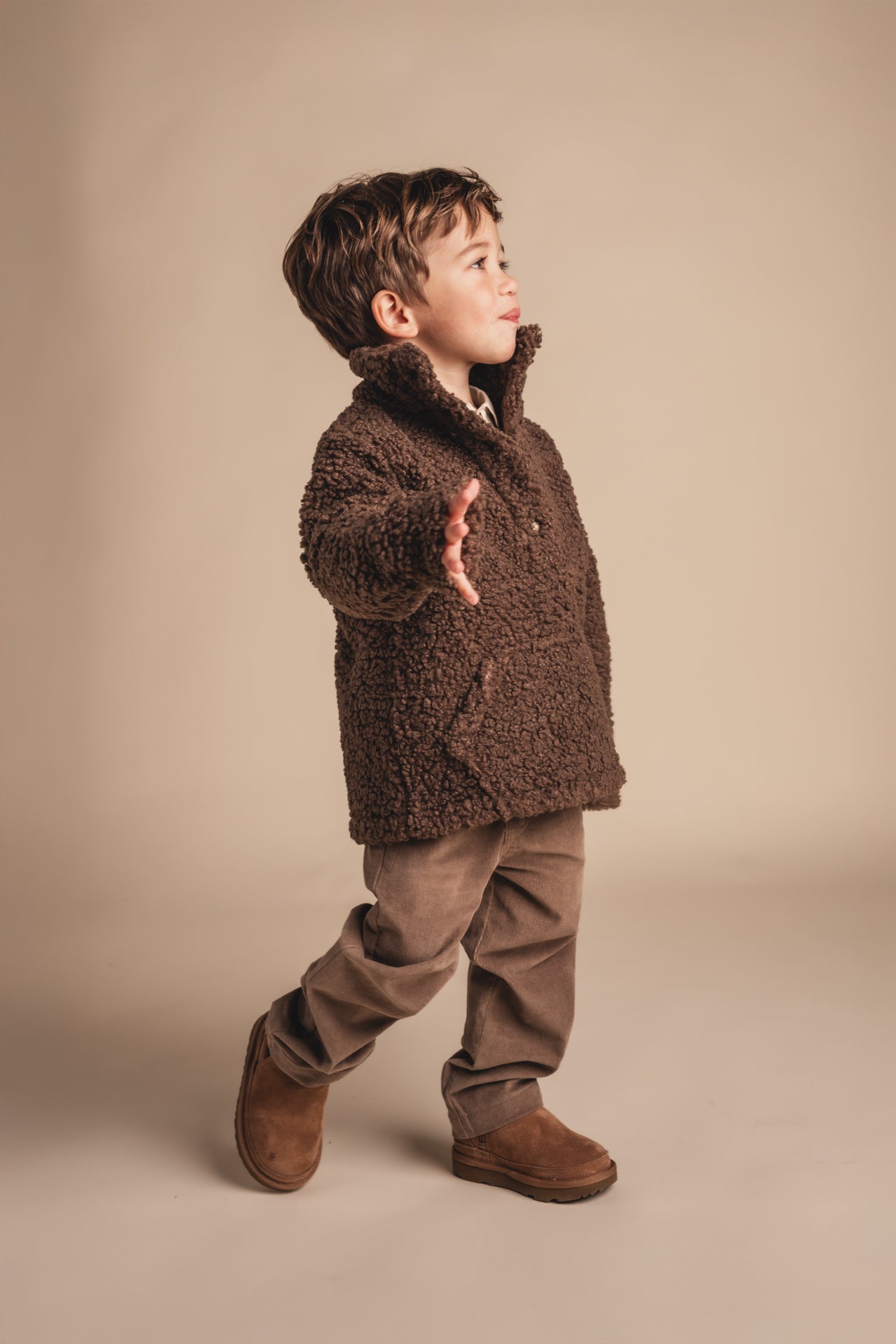 Baje Studio - teddy sweater Yagger - brown choco