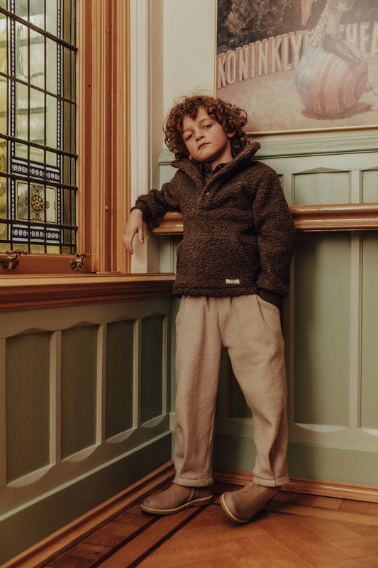 Baje Studio - teddy sweater Yagger - brown choco