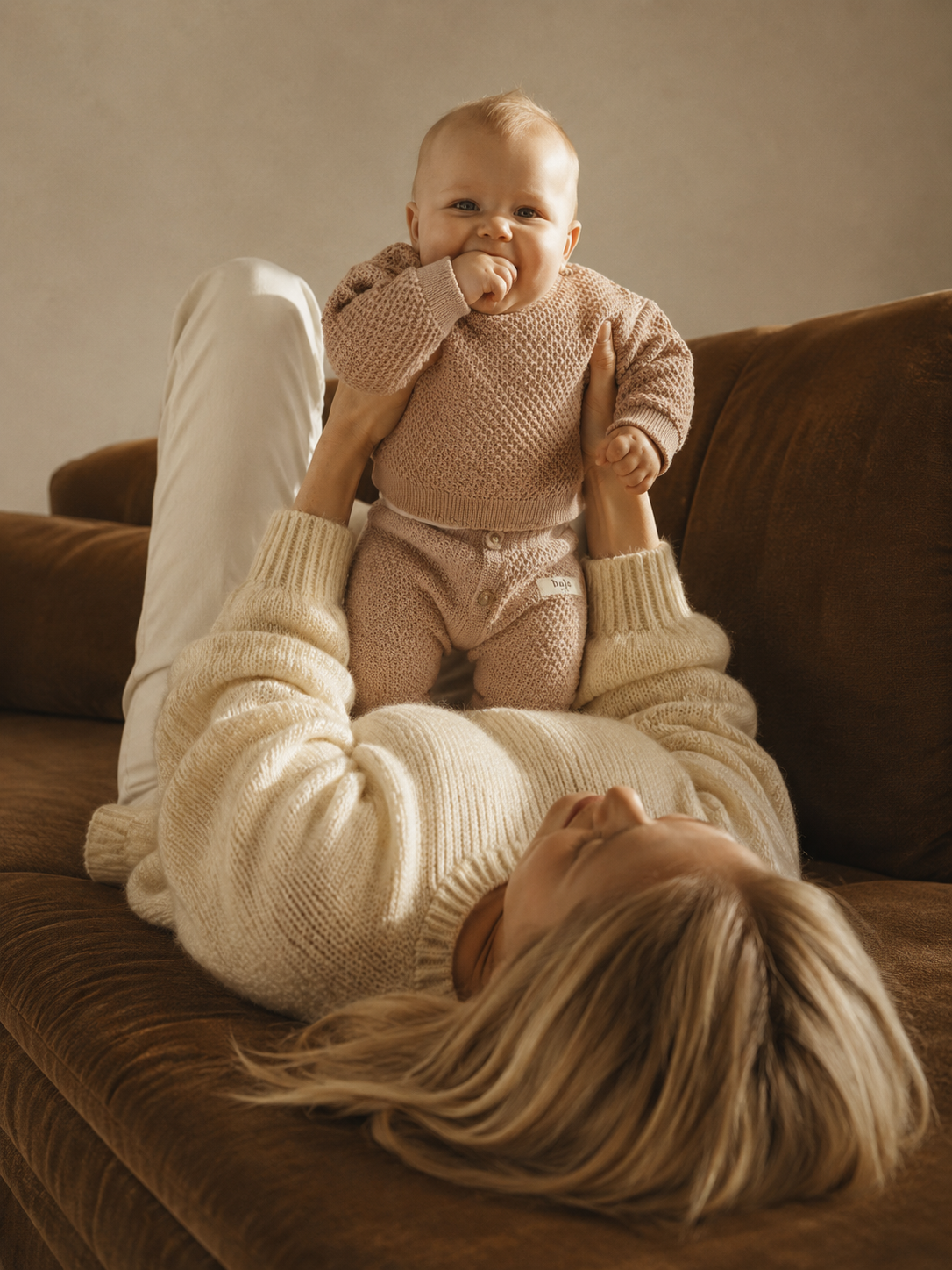 Baje Studio - sweater Zoe - taupe