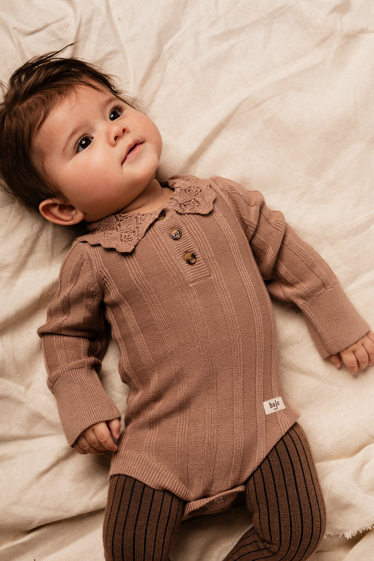 Baje Studio - knitted bodysuit Avusy - peach almond