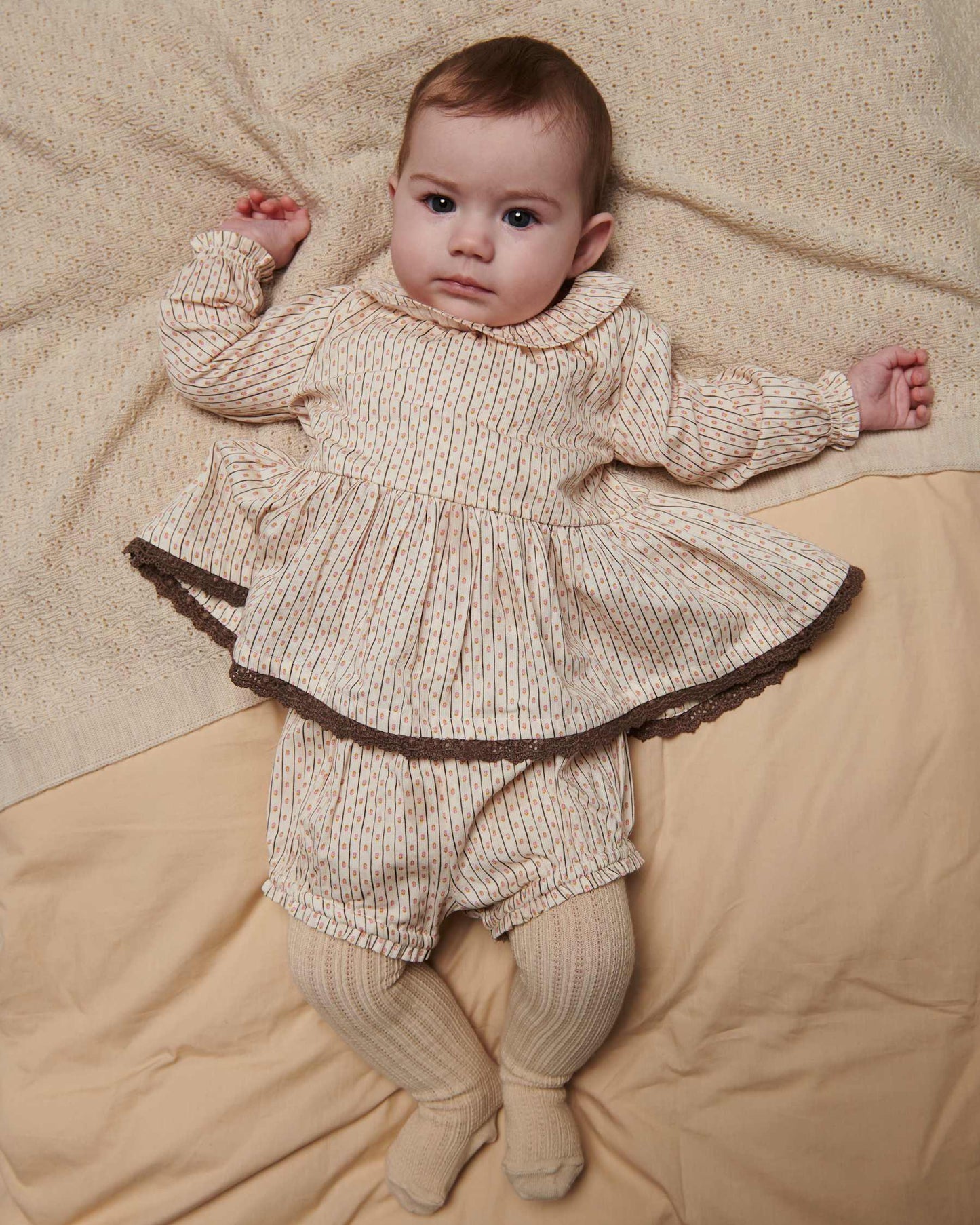 Copenhagen Colors - twill set blouse & bloomers - sand flower print