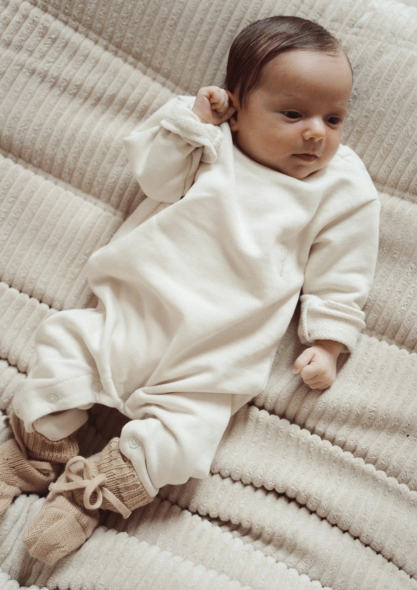 Two You Label - knitted baby booties Beau - honey