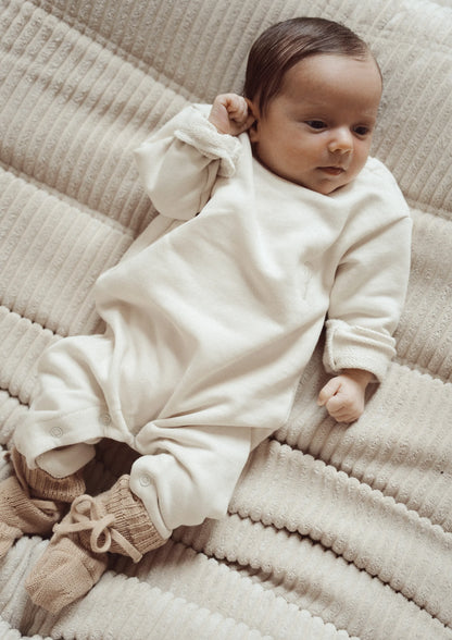 Two You Label - knitted baby booties Beau - honey