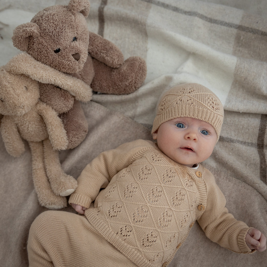 Knitted baby set - beige