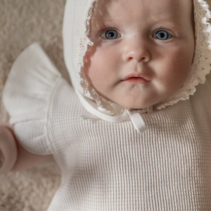 Monbebe - frill waffle summer suit with bonnet - ivory