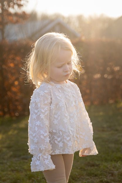 Two You Label - flower lace blouse Vienne - oat