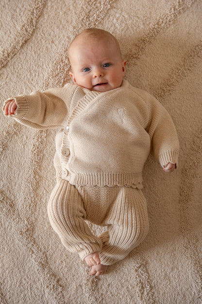 Two You Label - knitted baby cardigan Beau - beach
