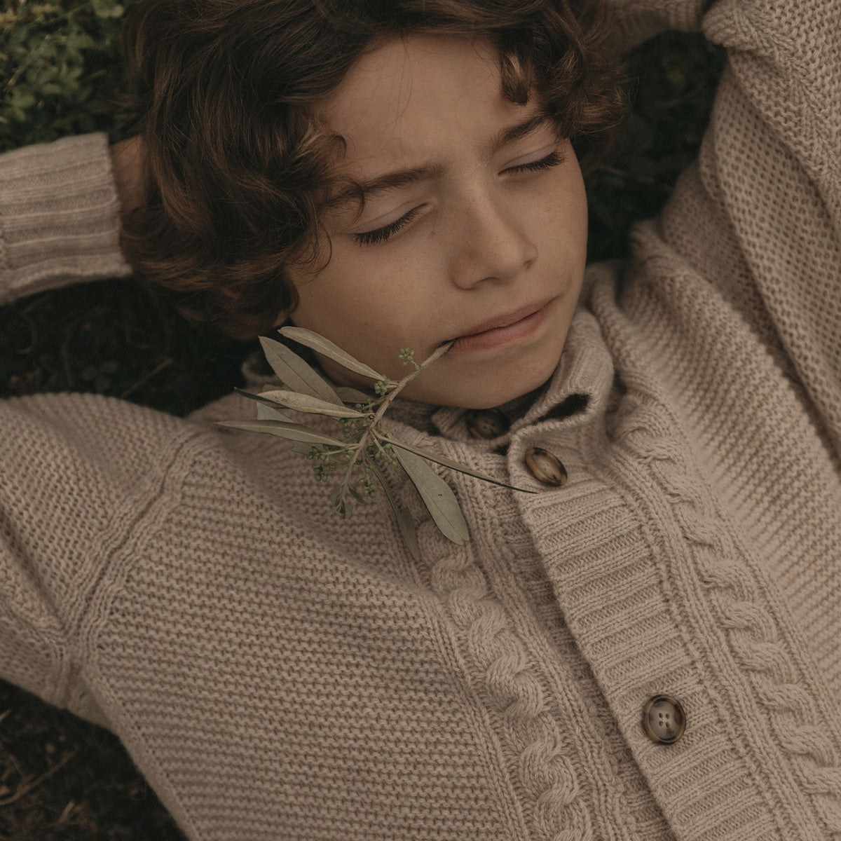 Wool knitted cable cardigan - oat