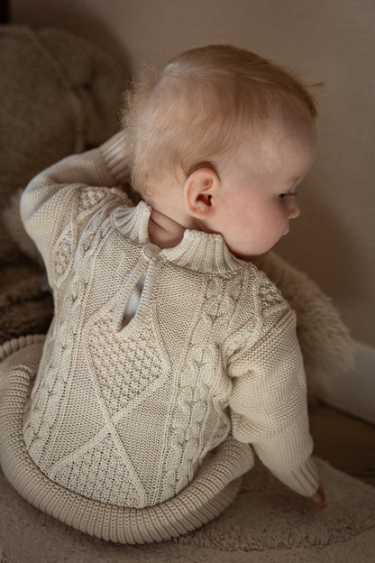 Two You Label - knitted baby dress Kate - beach