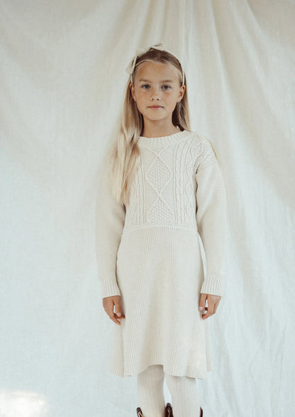 Two You Label - knitted dress Kate - beach