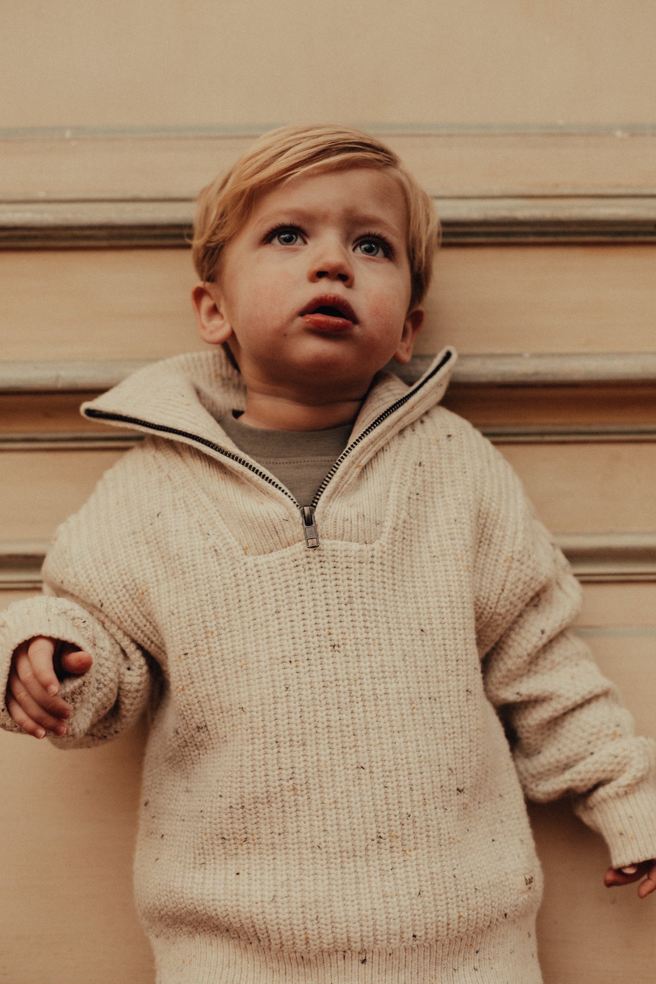 Baje Studio - knitted sweater Lenn - sand desert multicolor
