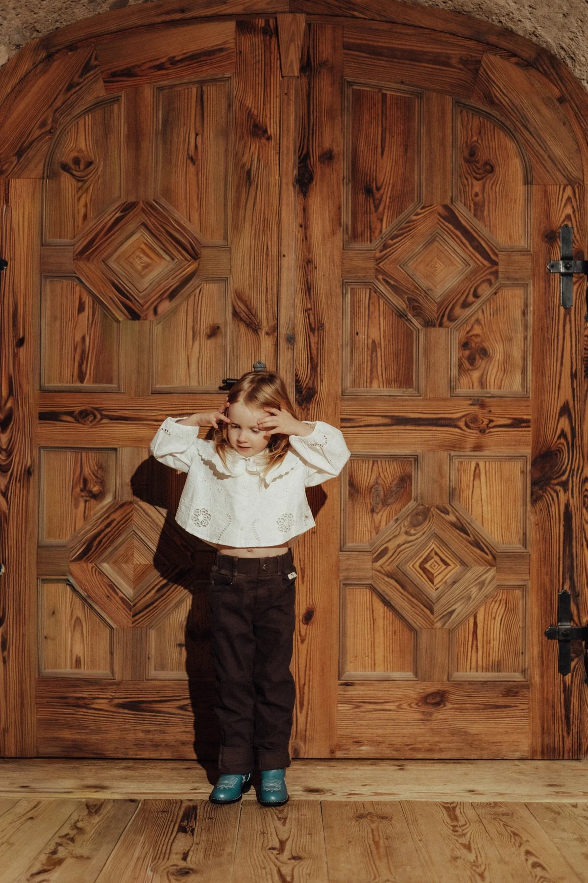 Baje Studio - pants Maey - brown choco