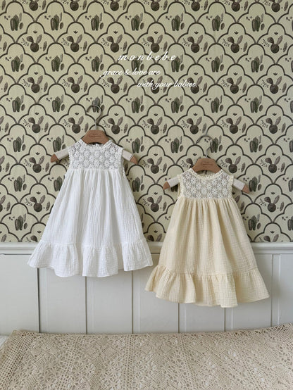 Monbebe - daisy dress - ivory white