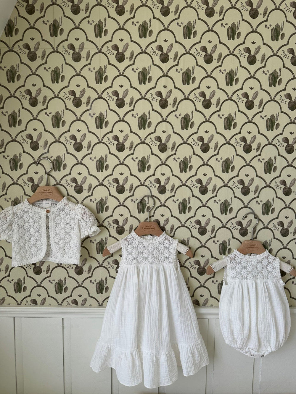 Monbebe - daisy dress - ivory white