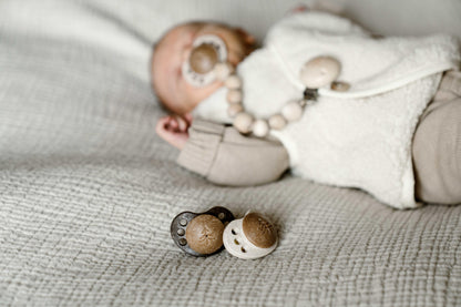 Skogen Baby - fopspeen kokos + bok anatomisch (platte speen) - 2 stuks