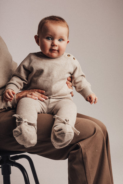 Baje Studio - knitted sweater Oto - taupe cafe