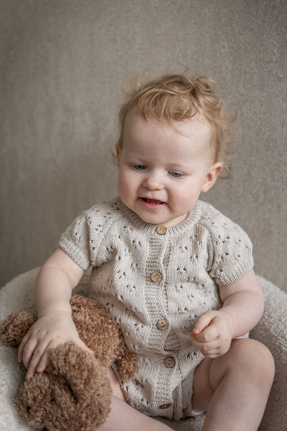 Play Up - knitted body - taupe