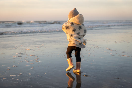 Wheat - rubber boots muddy - dusty lilac
