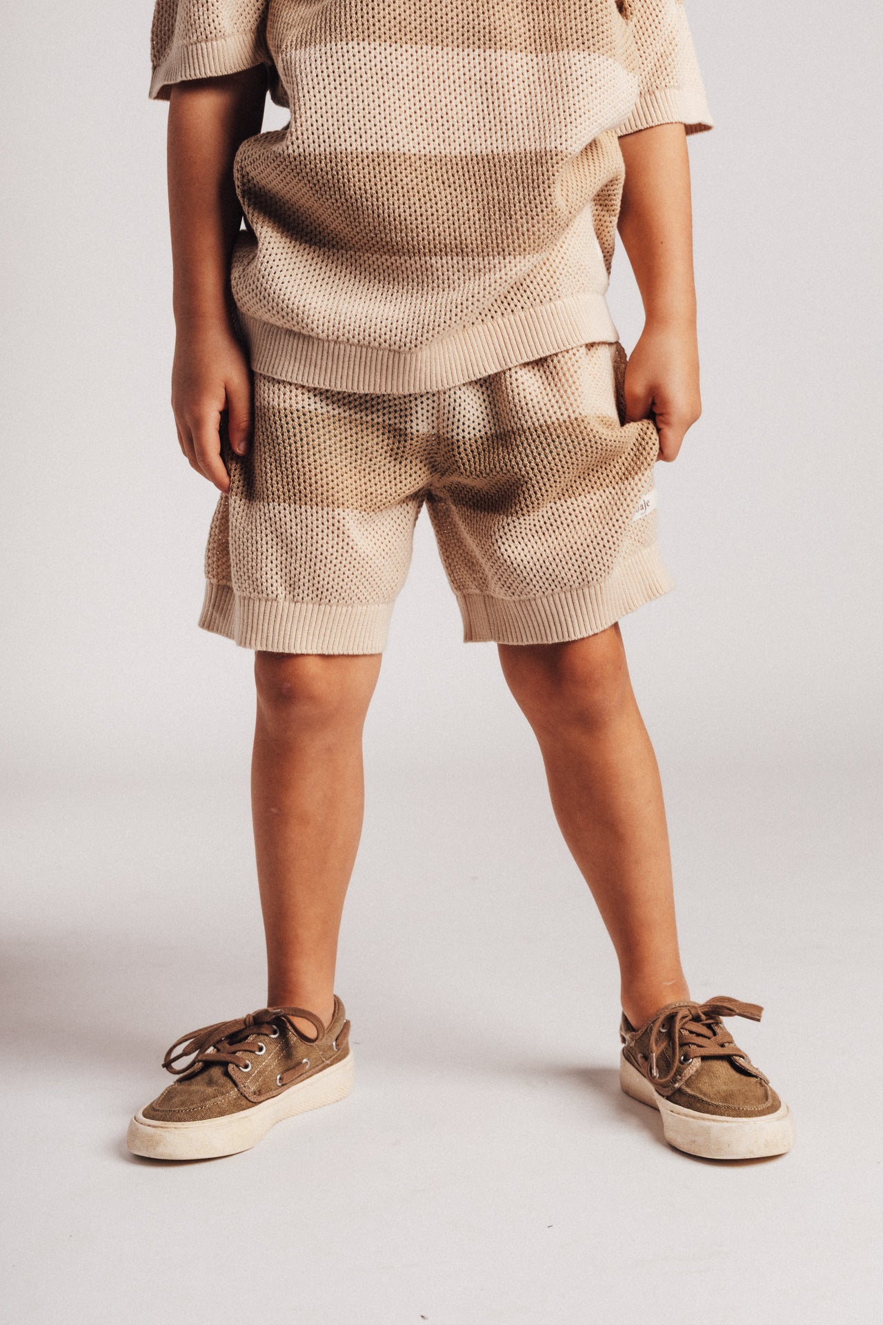 Baje Studio - knitted short Seth - taupe stripe